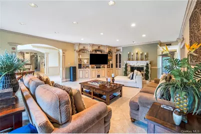 4 Old Wagon Lane, Old Westbury, NY 11568 - Photo 9