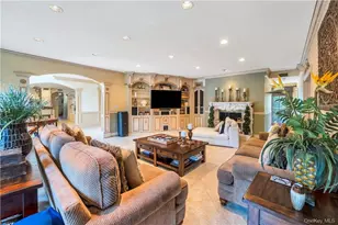 4 Old Wagon Ln, Old Westbury, NY 11568 - Photo 9