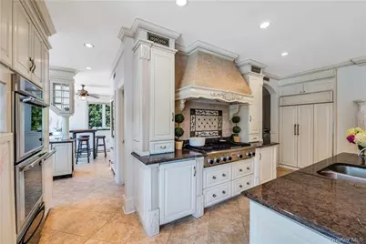 4 Old Wagon Lane, Old Westbury, NY 11568 - Photo 15