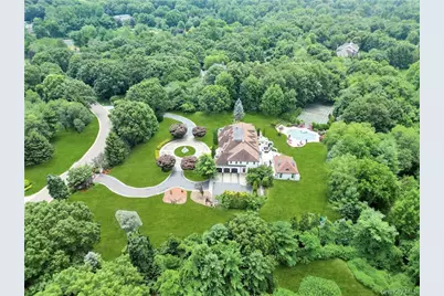 4 Old Wagon Lane, Old Westbury, NY 11568 - Photo 3