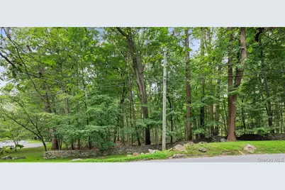 47 John Cross Road, Mount Kisco, NY 10549 - Photo 9