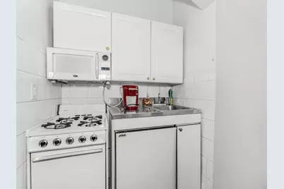 113 E 39th Street, New York, NY 10016 - Photo 13