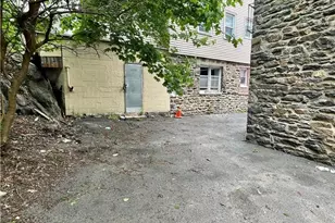 27 Fox Island Rd, Port Chester, NY 10573 - Photo 29