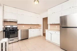 204 W 260th St, Bronx, NY 10471 - Photo 3