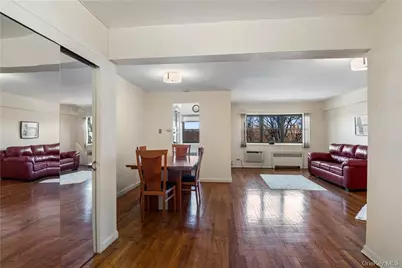 1910 Pelham Parkway S #5C, Bronx, NY 10461 - Photo 9