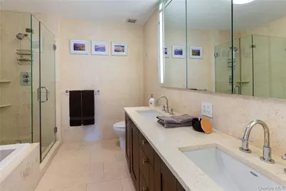 640 W 237th Street #12B, Bronx, NY 10463 - Photo 17