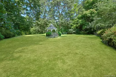 301 Whippoorwill Road, Chappaqua, NY 10514 - Photo 49