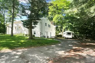 1 Charlotte Dr, Spring Valley, NY 10977 - Photo 5