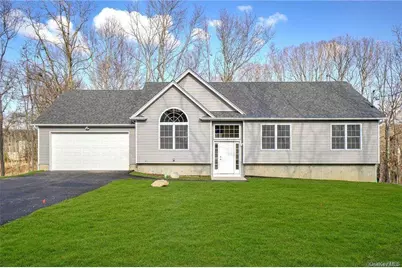Lot 4 Blue Point Road, Farmingville, NY 11738 - Photo 1