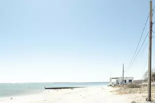 400 Wells Rd, Laurel, NY 11948 - Photo 17