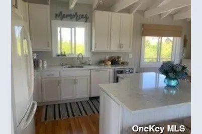 39 Midway Walk, Atlantique, NY 11706 - Photo 7