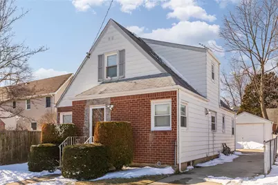521 S 12th Street, New Hyde Park, NY 11040 - Photo 1