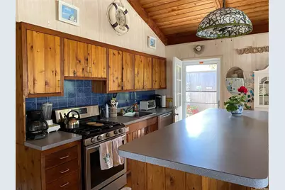 11 Seneca Street, Ocean Beach, NY 11770 - Photo 5