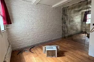 95-07 Roosevelt Ave, Jackson Heights, NY 11372 - Photo 9