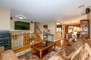 29 Roberta Ln, Syosset, NY 11791 - Photo 7