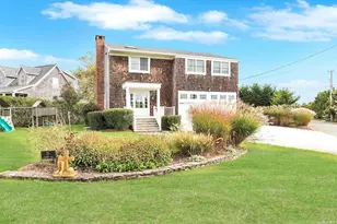 25 Exchange, Westhampton Beach, NY 11978 - Photo 3