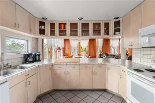 300 Cottage Walk, Ocean Beach, NY 11770 - Photo 5