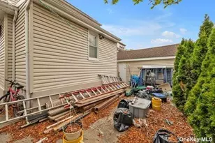 85-38 Homelawn St, Jamaica, NY 11432 - Photo 19