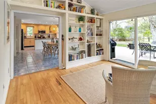 8 Coolidge Ln, East Quogue, NY 11942 - Photo 9