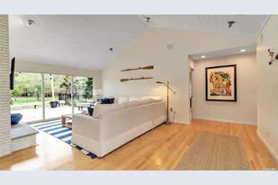 8 Coolidge Lane, East Quogue, NY 11942 - Photo 7