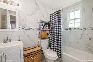 135-40 232nd St, Springfield Gardens, NY 11413 - Photo 7