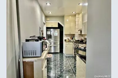 104-59 111th Street, Richmond Hill, NY 11419 - Photo 7