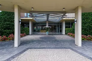 166-25 Powells Cove Blvd, Whitestone, NY 11357 - Photo 25