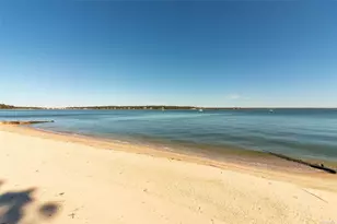 189 Old Harbor Rd, New Suffolk, NY 11956 - Photo 23