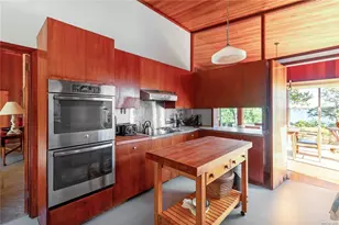 189 Old Harbor Rd, New Suffolk, NY 11956 - Photo 5