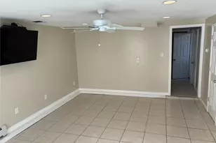 18 Maylen Dr, Brentwood, NY 11717 - Photo 11