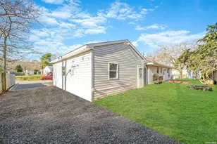 65 Propose Rd, Shirley, NY 11967 - Photo 17