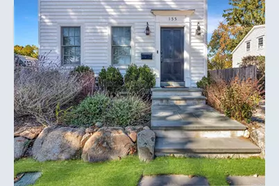 155 Bridge Street, Greenport, NY 11944 - Photo 5