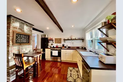 1975 Youngs Avenue, Southold, NY 11971 - Photo 3