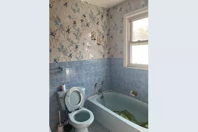 112-38 212 Street, Queens Village, NY 11429 - Photo 17