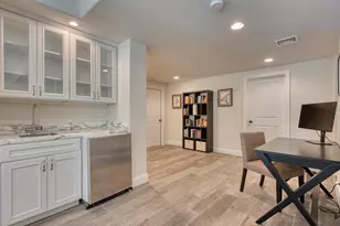 6 Ocean View Pkwy, Southampton, NY 11968 - Photo 27