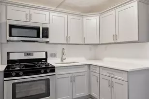 222 Smith St, Freeport, NY 11520 - Photo 9