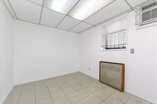 141-05 Northern, Flushing, NY 11354 - Photo 11