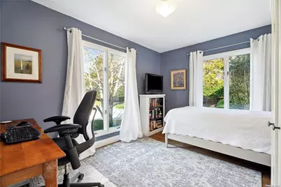 686 Hill Street, Southampton, NY 11968 - Photo 9