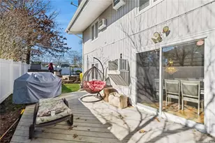 72 Shinbone Ln, Commack, NY 11725 - Photo 27