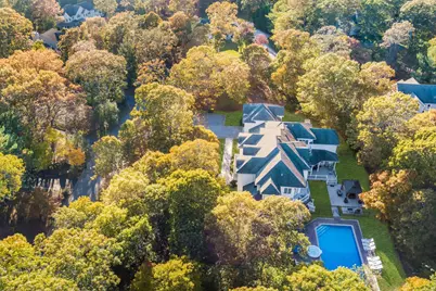 10 Bay Woods Drive, Hampton Bays, NY 11946 - Photo 25