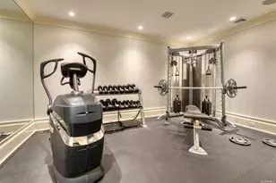 115 Toylsome Ln, Southampton, NY 11968 - Photo 13