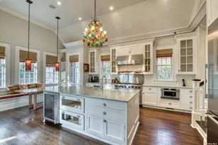 115 Toylsome Ln, Southampton, NY 11968 - Photo 3