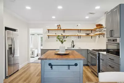 28 Argonne West Road, Hampton Bays, NY 11946 - Photo 3