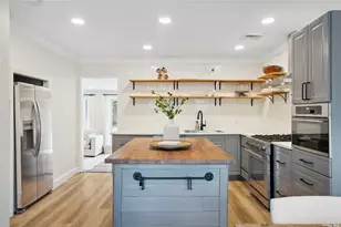 28 Argonne West Rd, Hampton Bays, NY 11946 - Photo 3