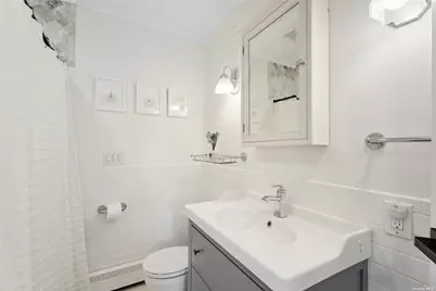 28 Argonne West Road, Hampton Bays, NY 11946 - Photo 13