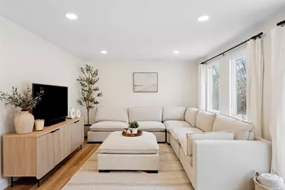 28 Argonne West Road, Hampton Bays, NY 11946 - Photo 5