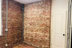 21-47 33 St, Astoria, NY 11105 - Photo 9