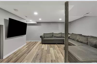 19 Wards Lane, Bellport, NY 11713 - Photo 21