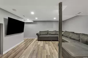 19 Wards Ln, Bellport, NY 11713 - Photo 21