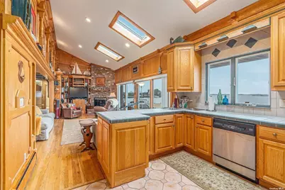 28 Koral Drive, Southampton, NY 11968 - Photo 15